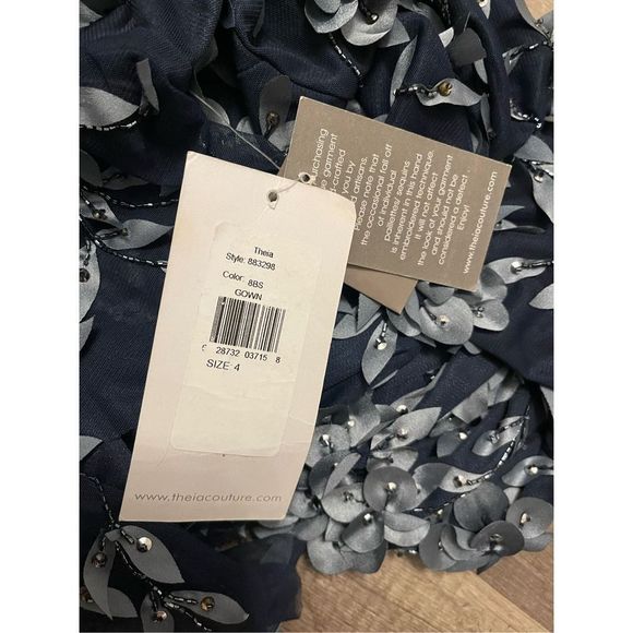 THEIA Petal Applique Gown US 4 $1295 - Picture 9 of 9
